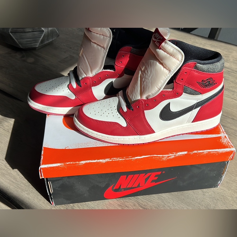 Nike Air Jordan 1 Lost and Found